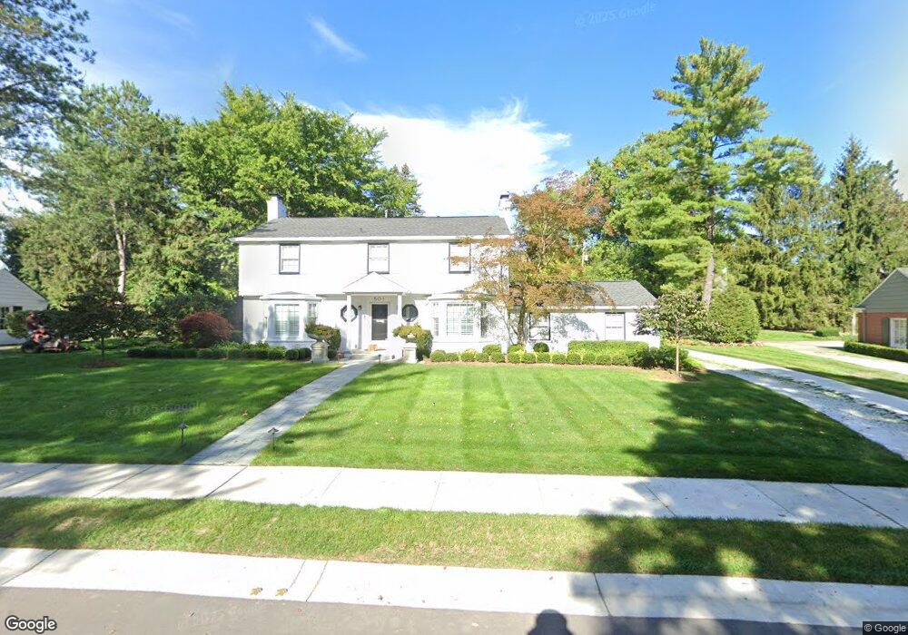 501 Overhill Rd, Bloomfield Hills, MI 48301 - photo 1