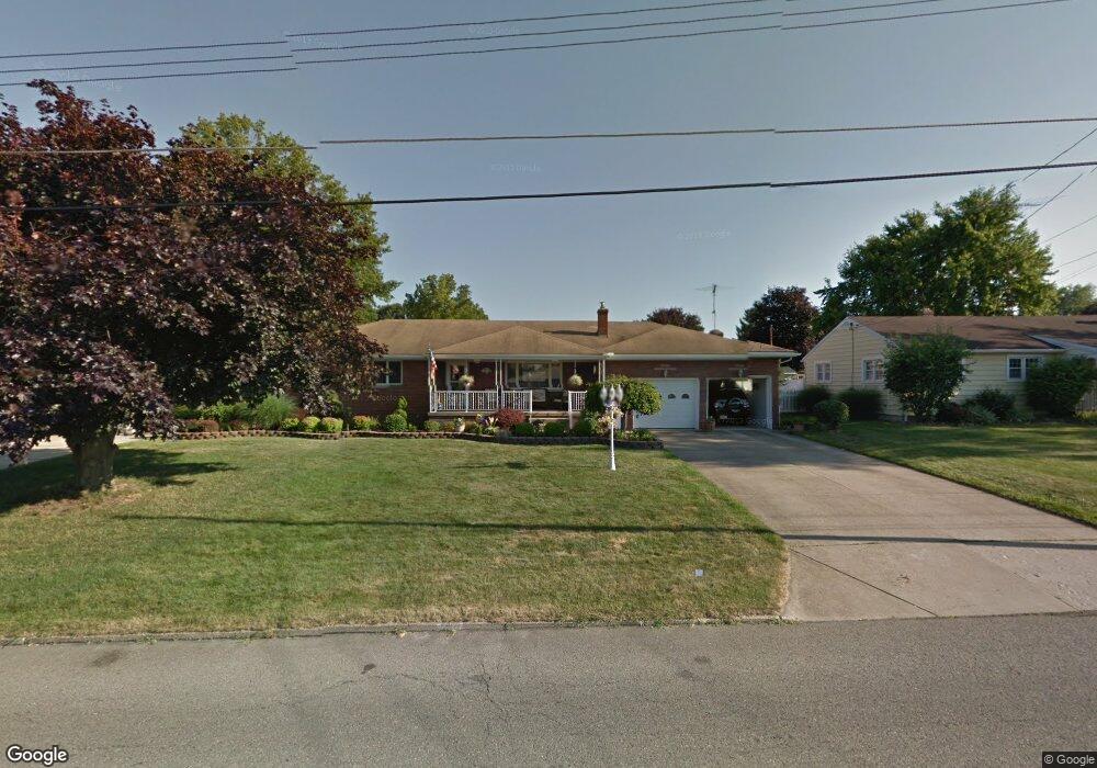 416 Geneva Ave, Struthers, OH 44471 - photo 1