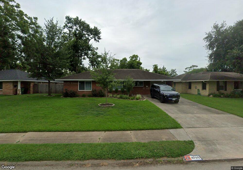 4705 Viking Dr, Houston, TX 77092 - photo 1