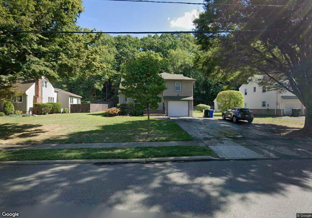 398 Burnet Place, Paramus, NJ 07652 - photo 1