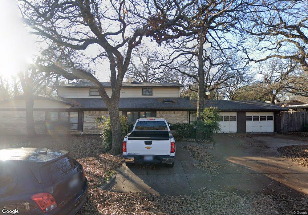 237 Glenn Dr, Hurst, TX 76053 - photo 1