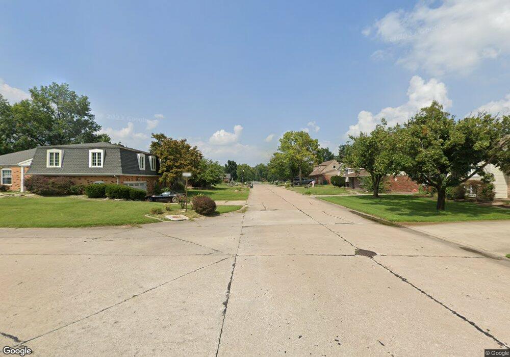 oo Shirlwin Dr, Nameoki Township, IL 62040 - photo 1