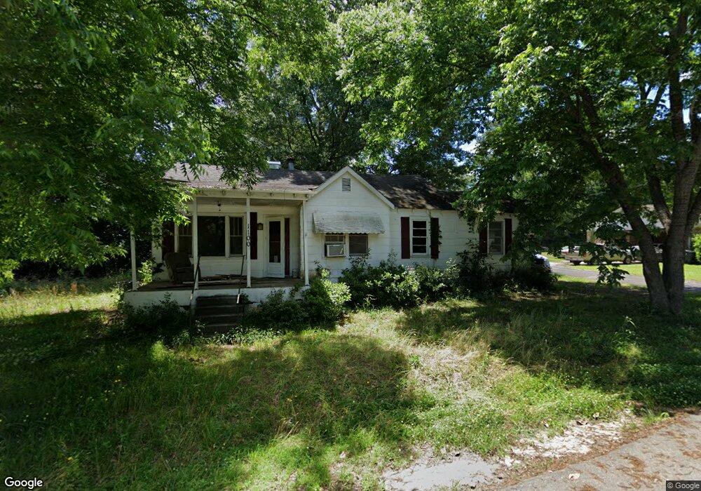 1100 Brown St, Camden, SC 29020 - photo 1