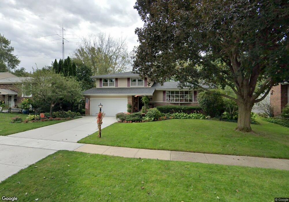 509 Schuett St, Algonquin, IL 60102 - photo 1