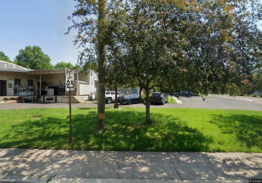 39 S Sand Rd, Doylestown, PA 18901 - photo 1