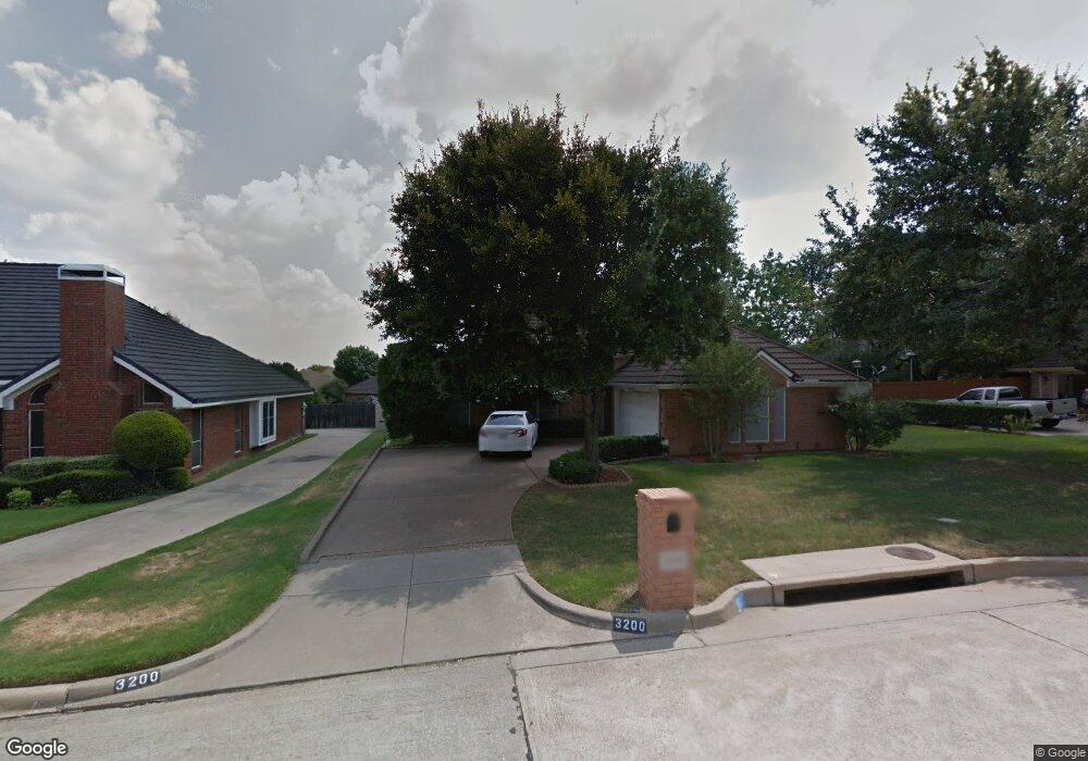 3200 Oakdale Dr, Hurst, TX 76054 - photo 1