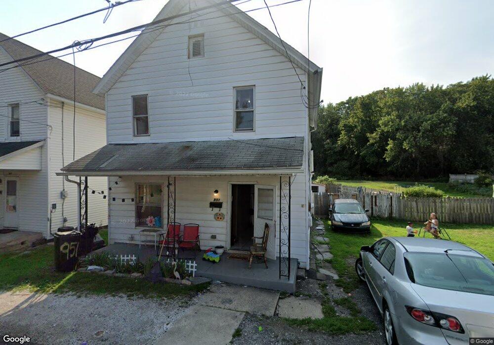 951 Johler Ave, Scranton, PA 18508 - photo 1