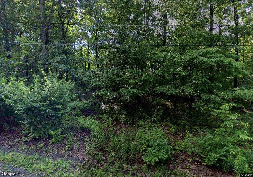 748 Winwood Dr, Saint Thomas, PA 17252 - photo 1