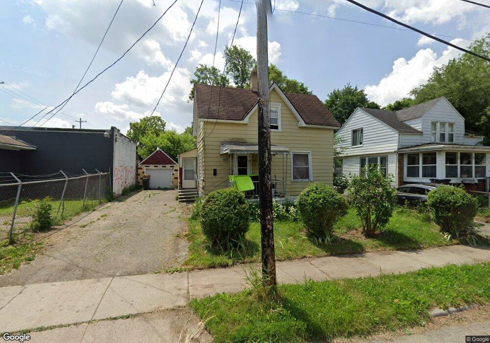 1826 Delaware Ave, Flint, MI 48506 - photo 1