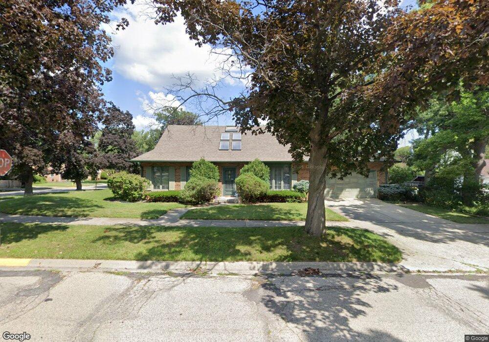 2100 Hyde Park Ave, Waukegan, IL 60085 - photo 1