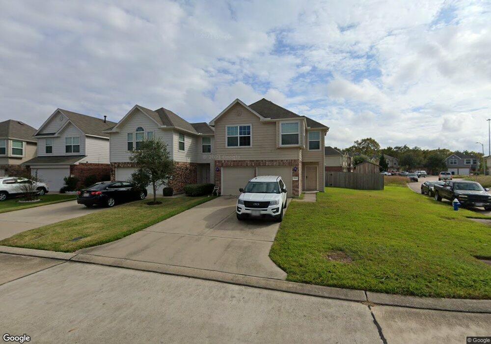 9402 Valley Tree Ln, Houston, TX 77089 - photo 1