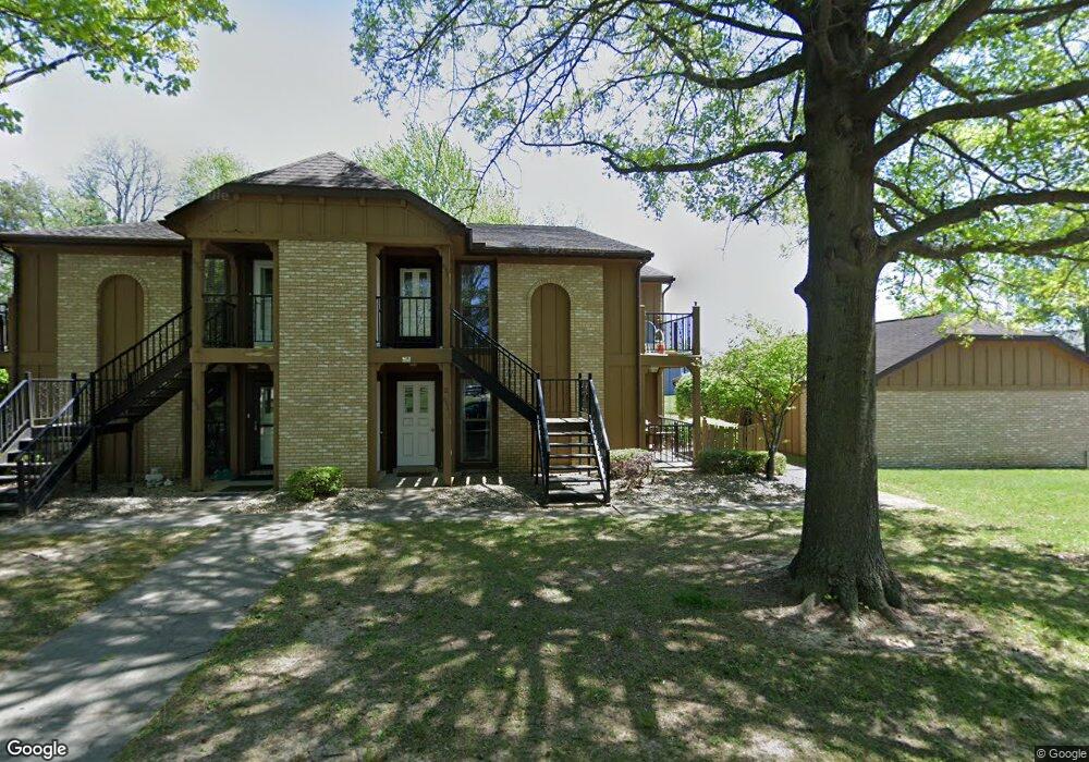 692 Frontier Ct, Terre Haute, IN 47803 - photo 1