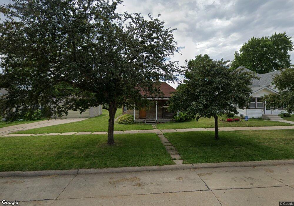 1931 Clay St, Cedar Falls, IA 50613 - photo 1