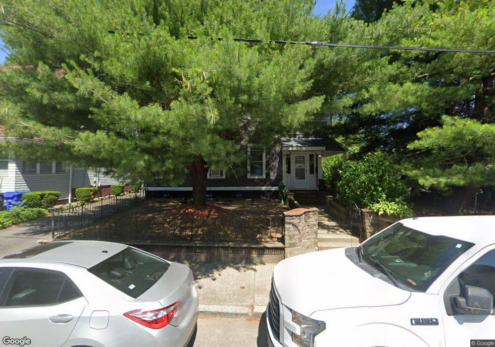 32 Denver St, Pawtucket, RI 02860 - photo 1