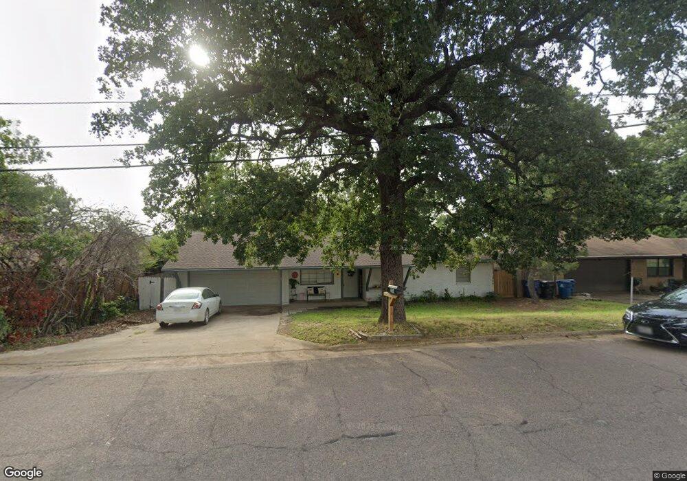 206 Jennie Ln, Denison, TX 75020 - photo 1