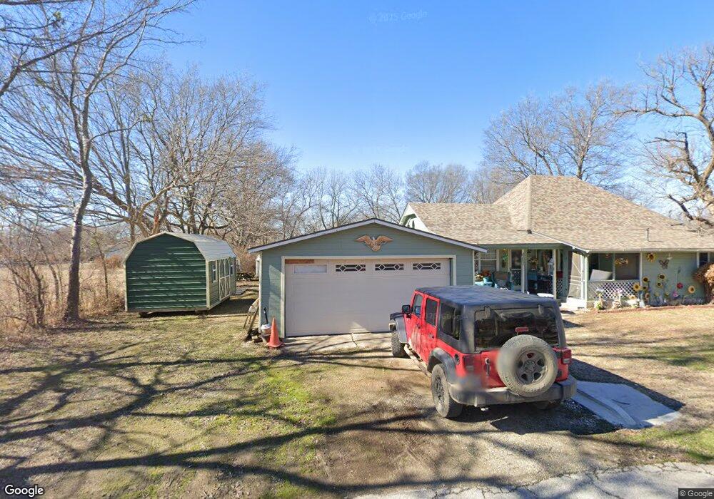 407 S Oklahoma Ave, Claremore, OK 74017 - photo 1