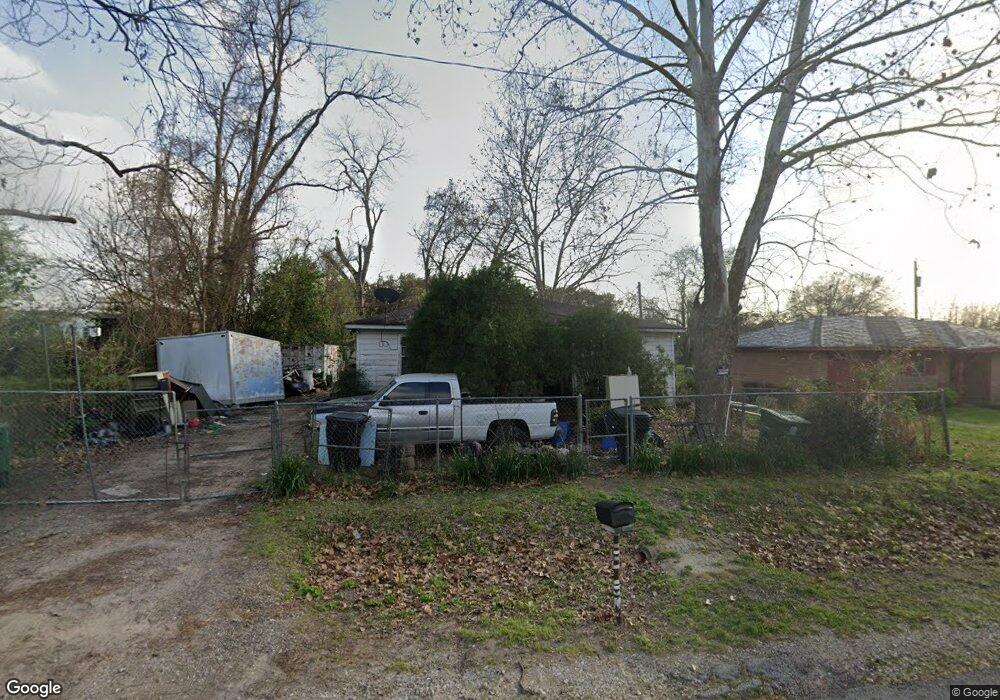 1087 Junell St, Houston, TX 77088 - photo 1