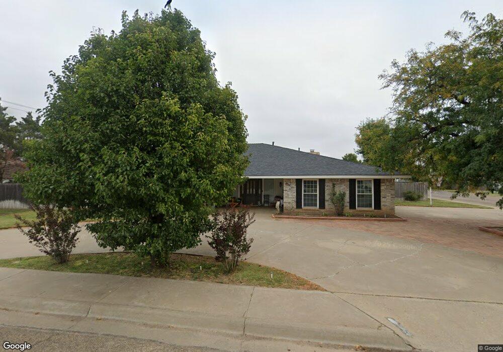 128 Bailey Ave, Dumas, TX 79029 - photo 1