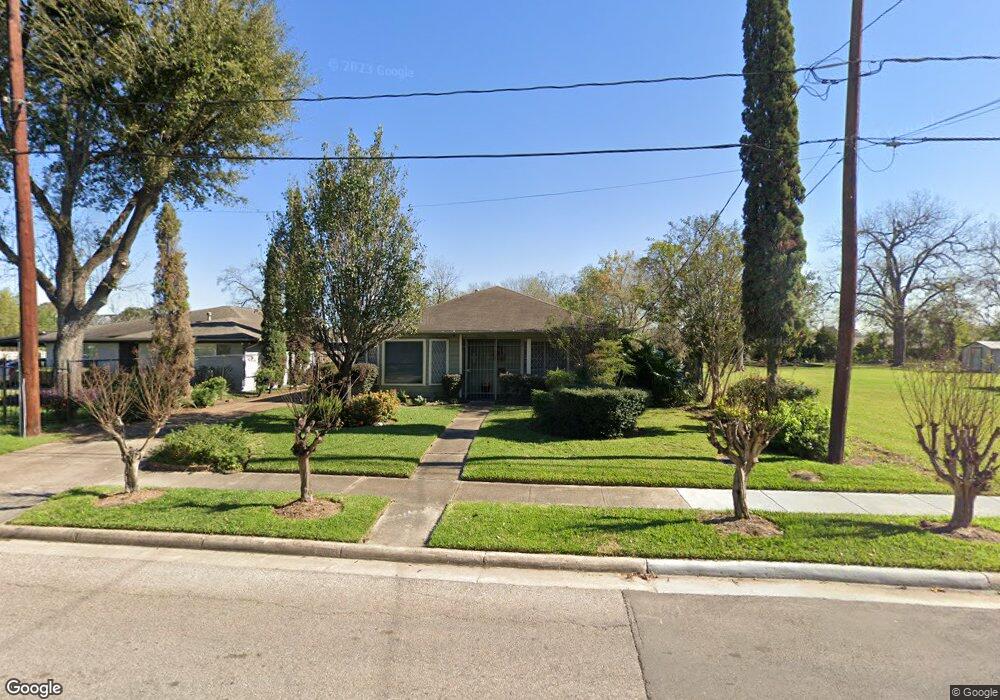 5306 Wipprecht St, Houston, TX 77026 - photo 1