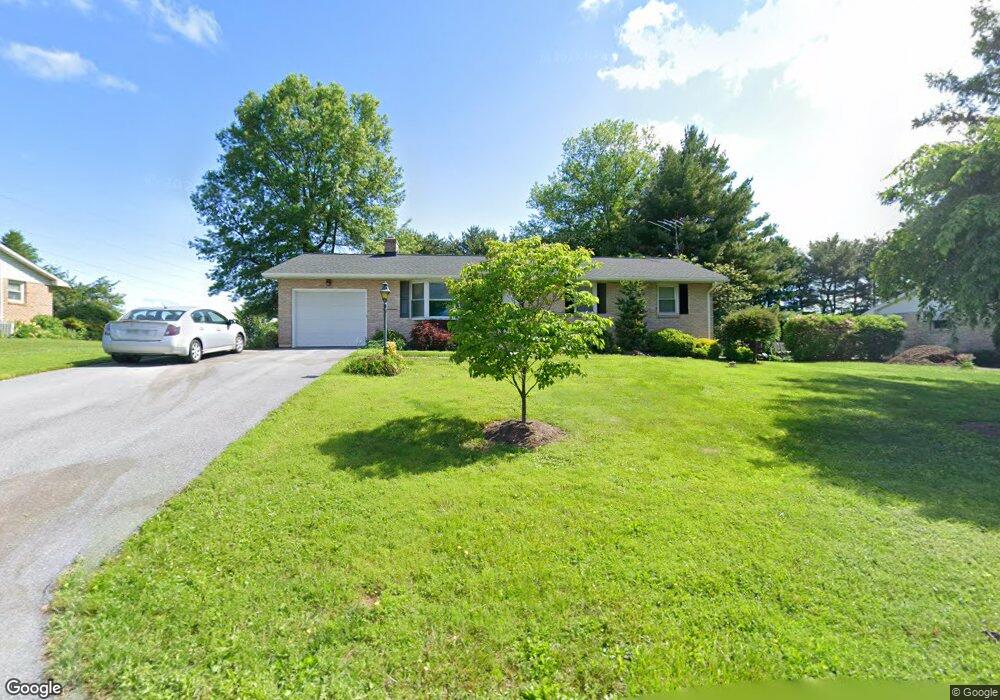 412 Golf Rd, Myerstown, PA 17067 - photo 1