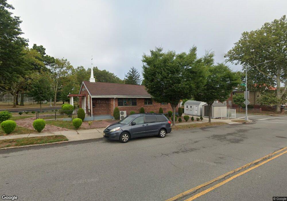 5006 188th St, Flushing, NY 11365 - photo 1