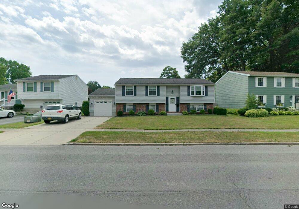 741 Wurlitzer Dr, North Tonawanda, NY 14120 - photo 1