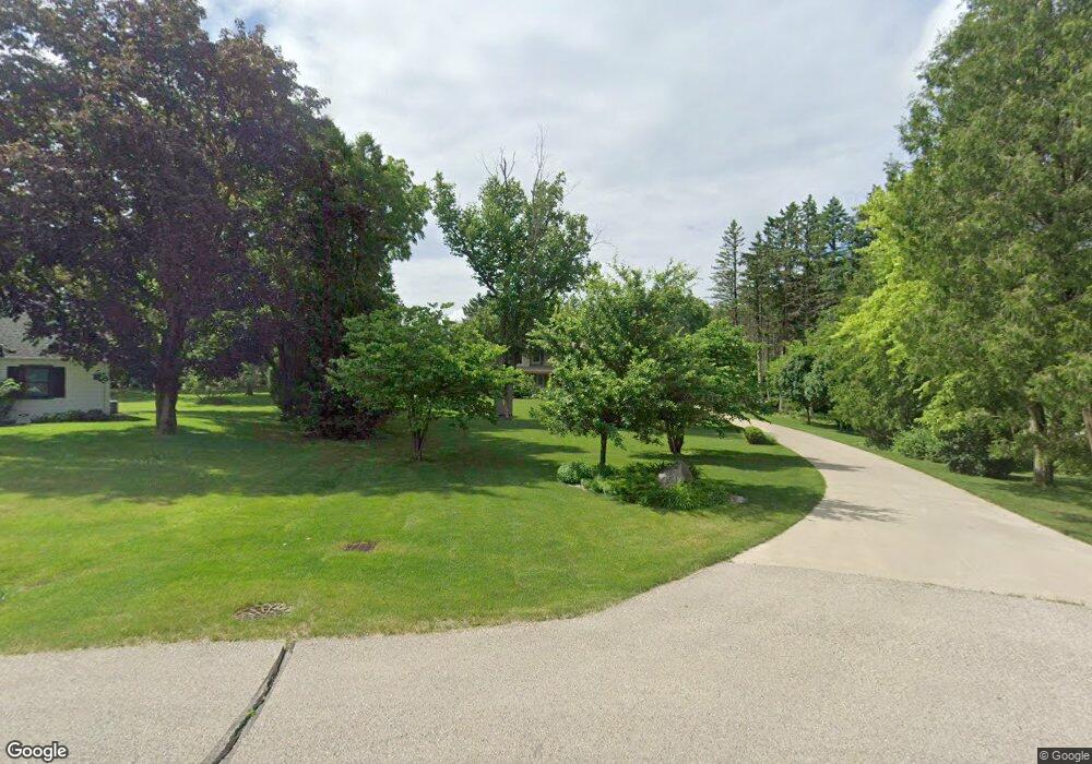 2545 Rockway Ln W, Brookfield, WI 53005 - photo 1