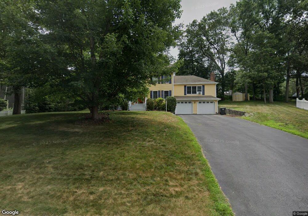 8 Lantern Ln, Cumberland, RI 02864 - photo 1