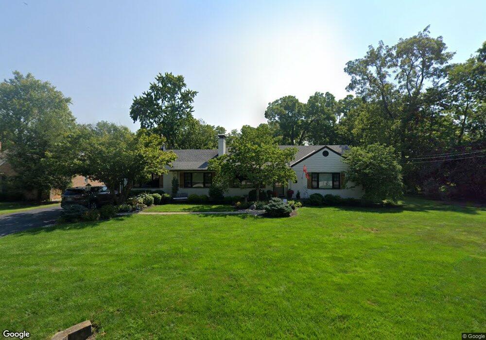 1092 Laurel Ave, Cincinnati, OH 45246 - photo 1