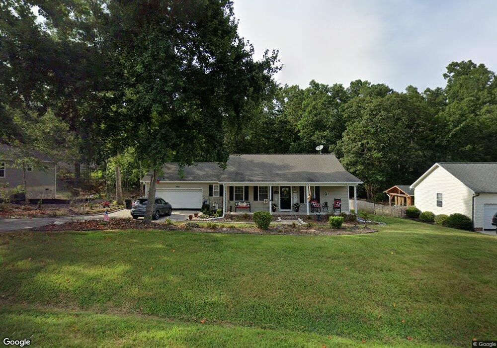 1740 Riverstone Dr, Lincolnton, NC 28092 - photo 1