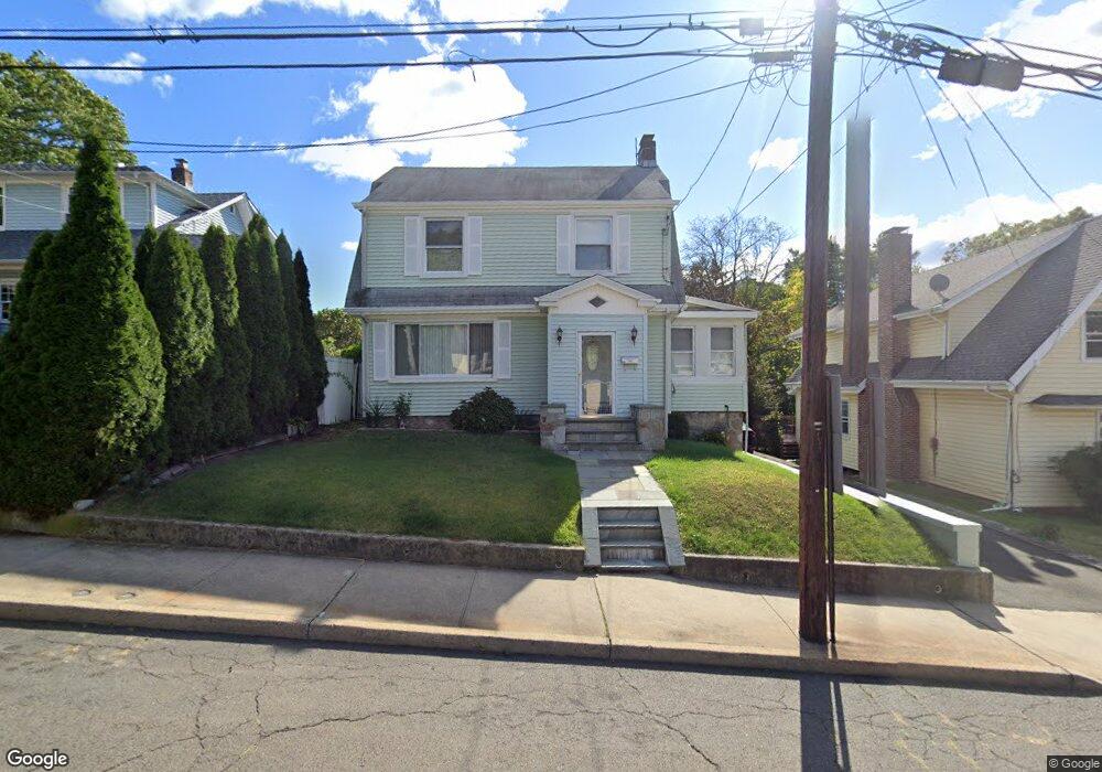 21 Hillcrest Ave, Stamford, CT 06902 - photo 1