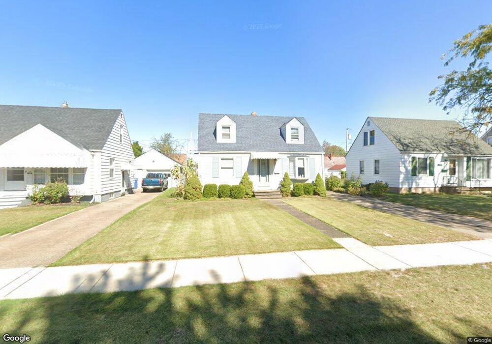 2333 E 35th St, Lorain, OH 44055 - photo 1