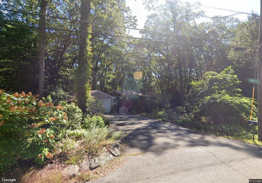 35 Maplecrest Dr, Greenville, RI 02828 - photo 1