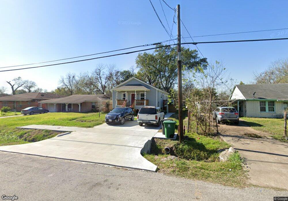 4303 Wayne St, Houston, TX 77026 - photo 1