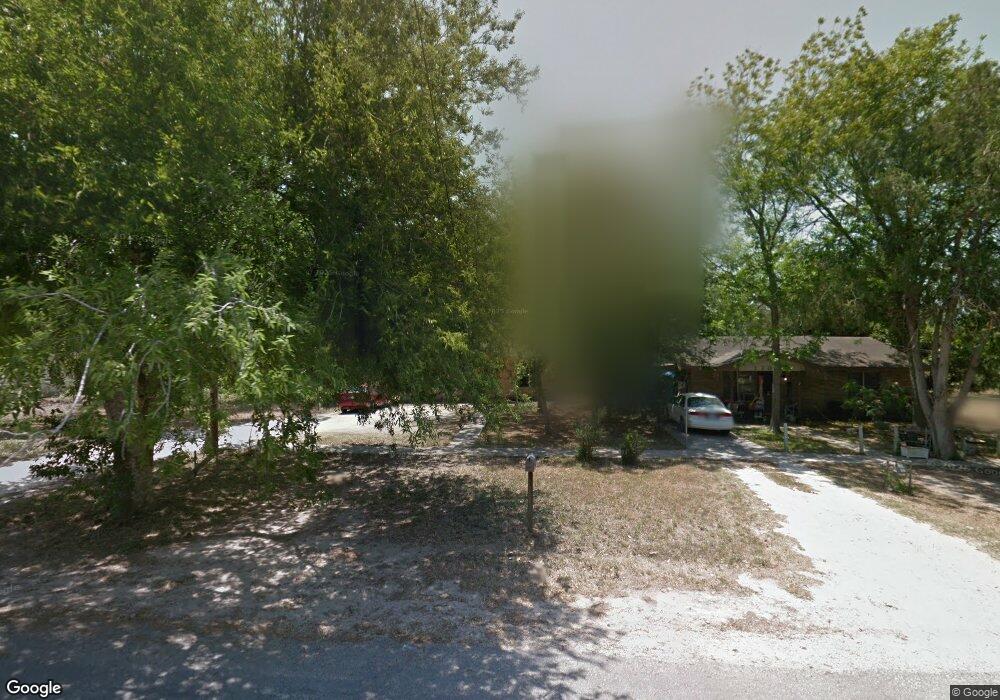 1107 W Hutchinson St, Beeville, TX 78102 - photo 1