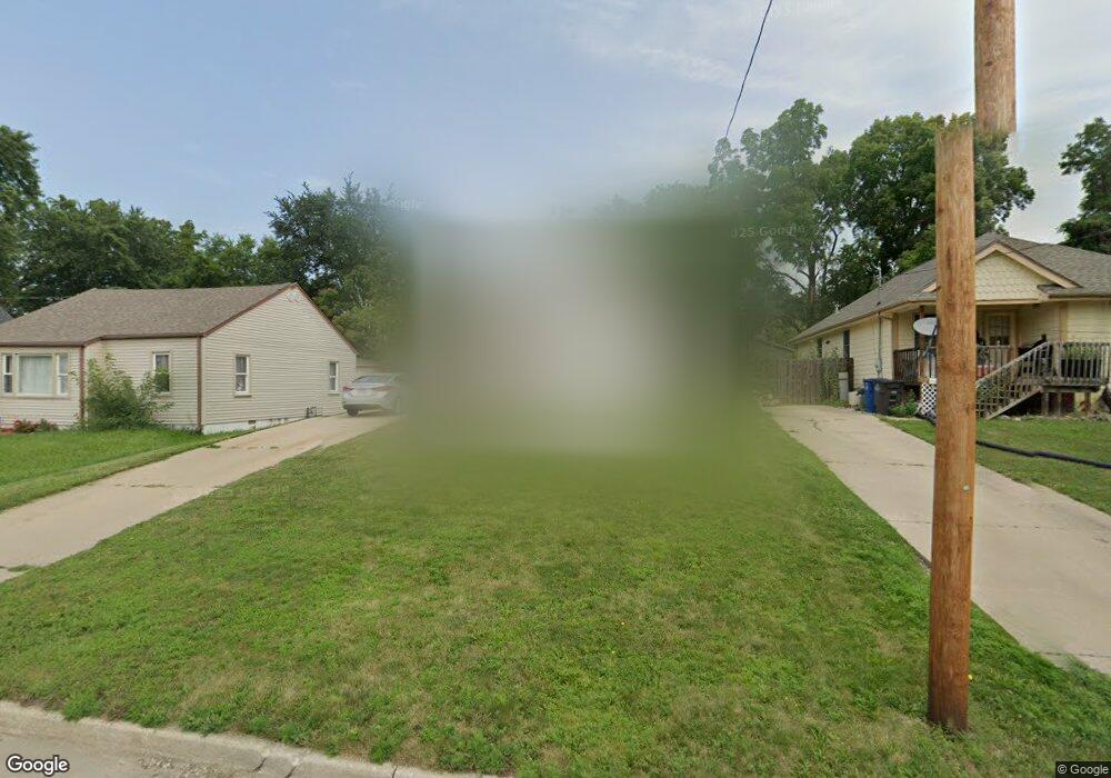 1111 Bundy St, Des Moines, IA 50315 - photo 1