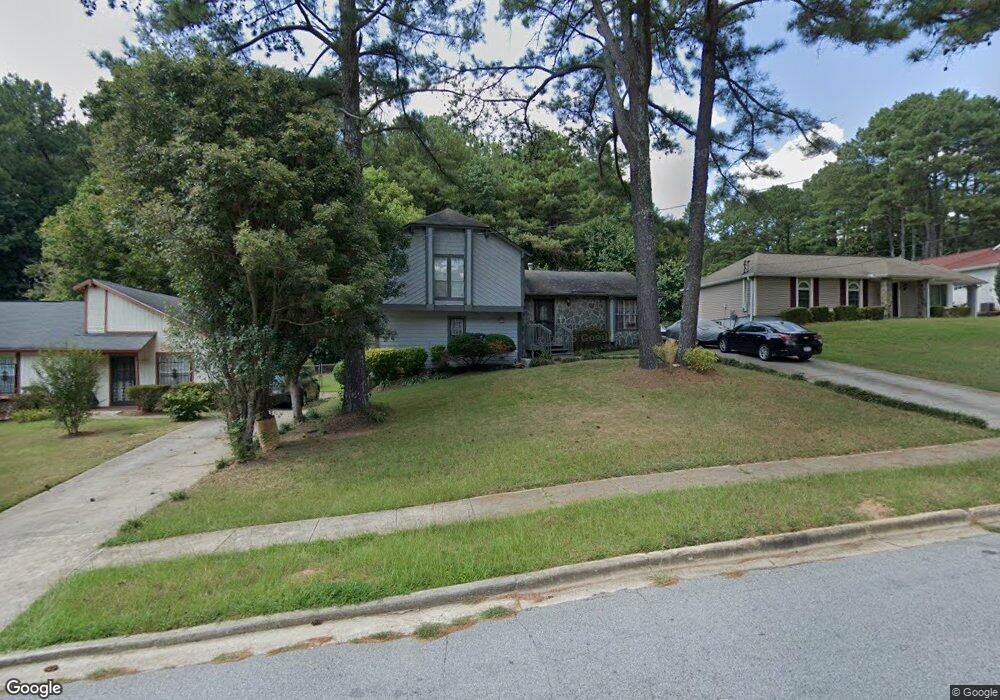 3973 Wildwood Lake Dr SW, Atlanta, GA 30331 - photo 1