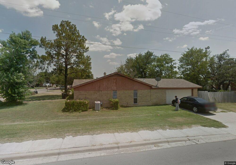 1917 Starling Ct, Cleburne, TX 76033 - photo 1