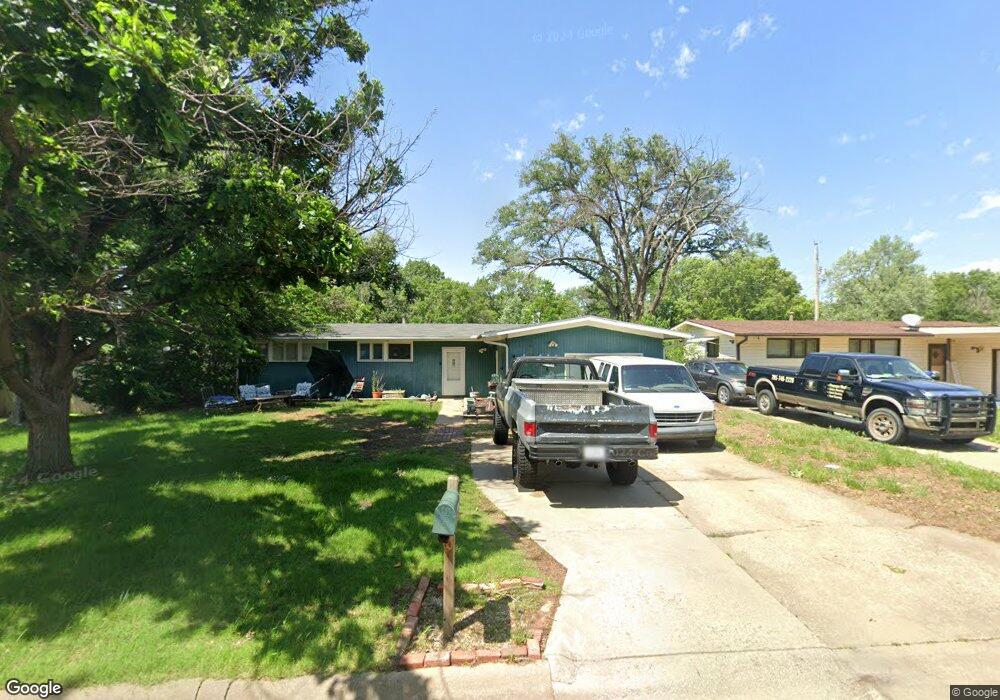 1406 SW Argyll St, Topeka, KS 66611 - photo 1