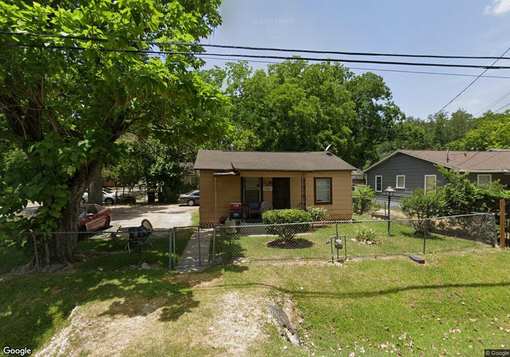 8601 Prairie View Dr, Houston, TX 77088 - photo 1