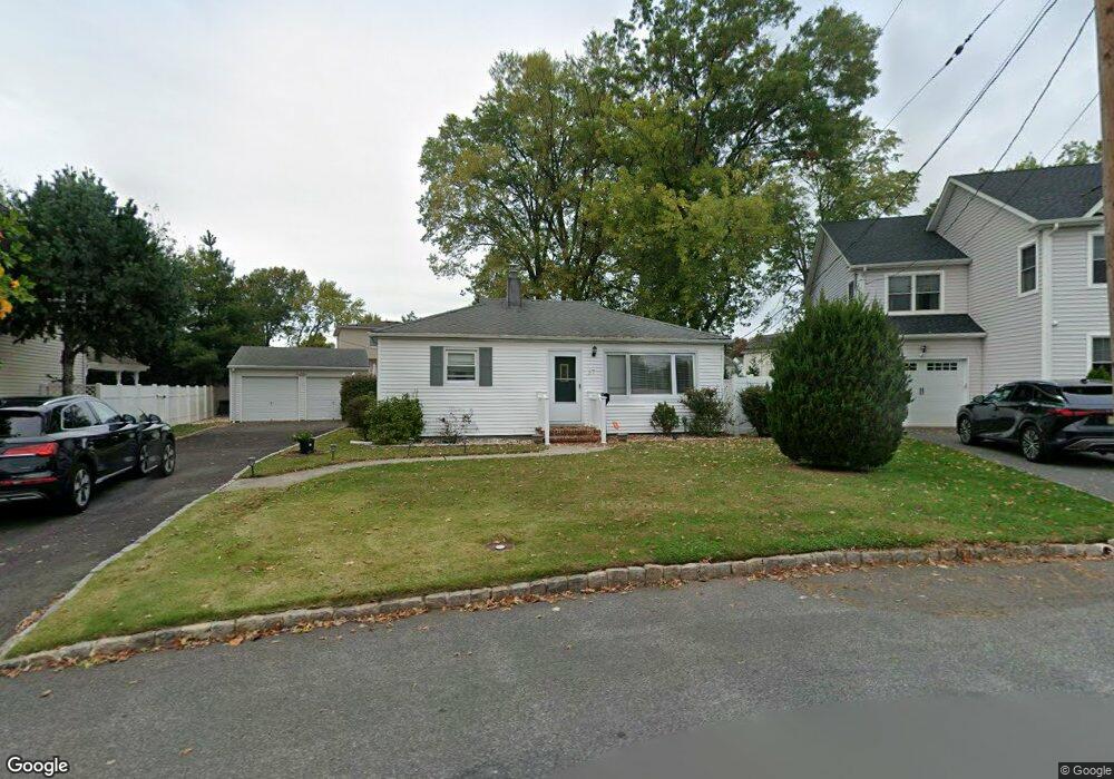 27 Lupine Way, Clark, NJ 07066 - photo 1