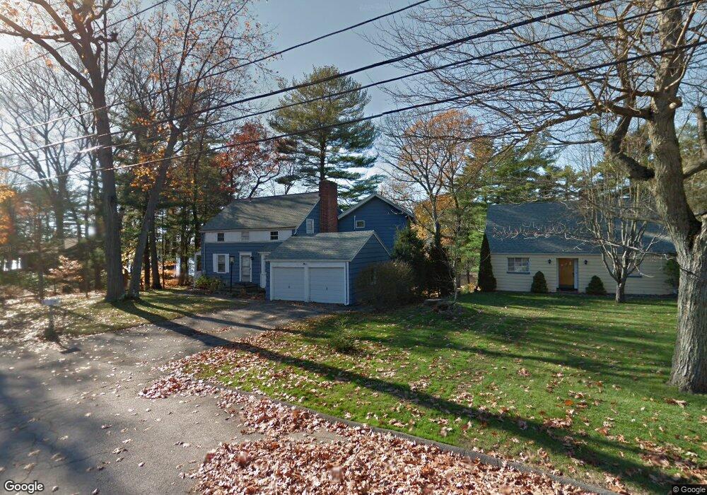 15 Pine Point Dr, Bridgeport, CT 06606 - photo 1