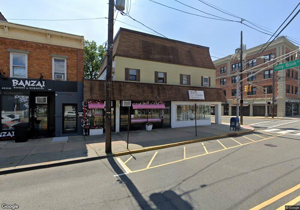 296 Stuyvesant Ave unit A, Lyndhurst, NJ 07071 - photo 1