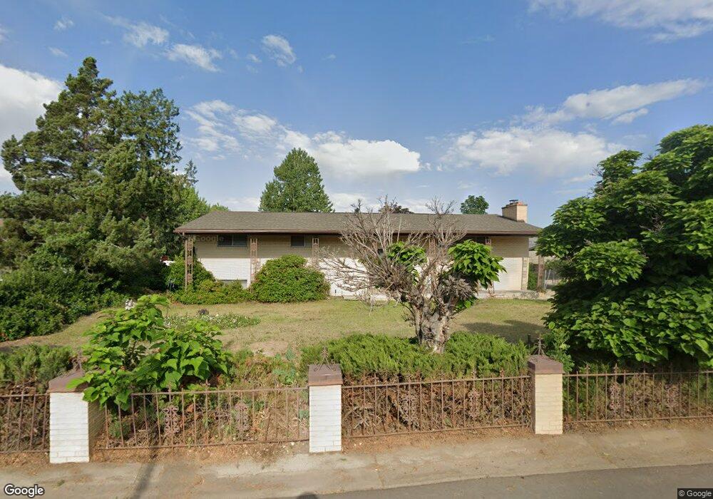 8796 S 1645 E, Sandy, UT 84093 - photo 1