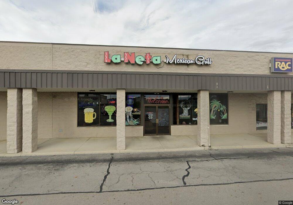 1262 Bellefontaine St, Wapakoneta, OH 45895 - photo 1