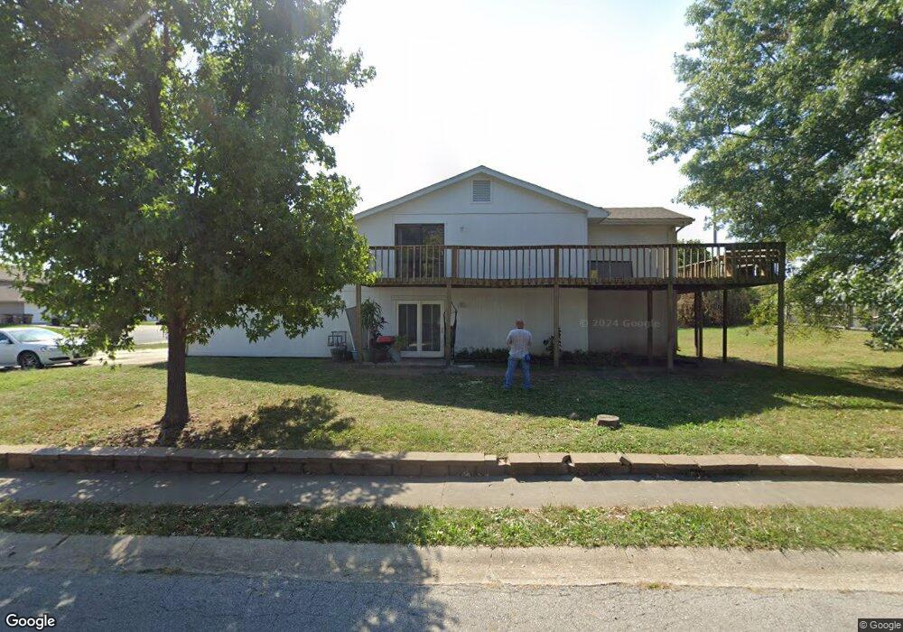 500 Sky Vue Dr unit C, Raymore, MO 64083 - photo 1