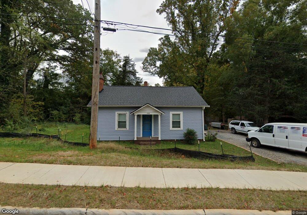 1218 E Broad St, Statesville, NC 28677 - photo 1