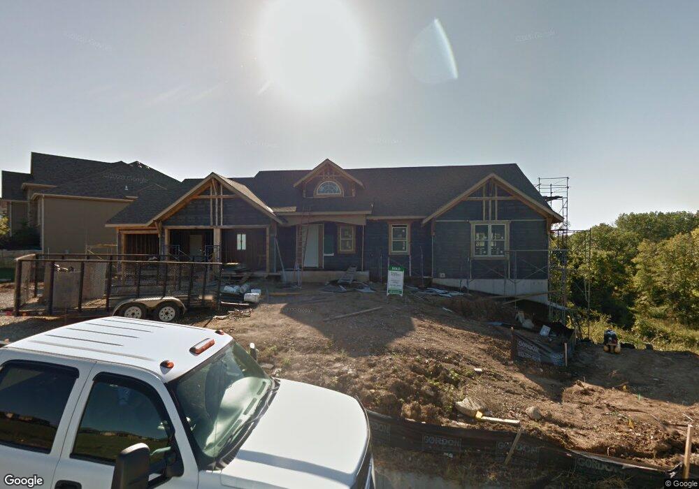 4944 Haskins St, Shawnee, KS 66216 - photo 1