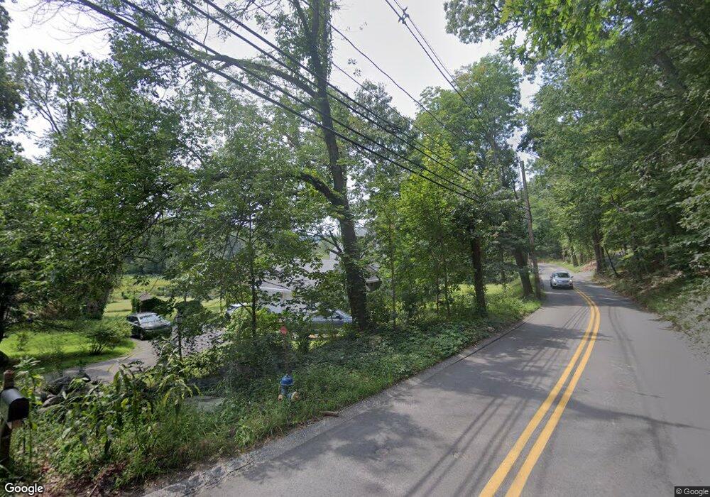 588 Edmands Rd, Framingham, MA 01701 - photo 1