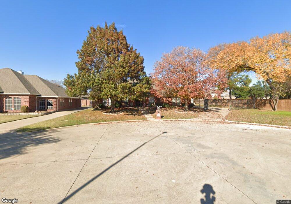 600 Sabine Ct, Hurst, TX 76054 - photo 1